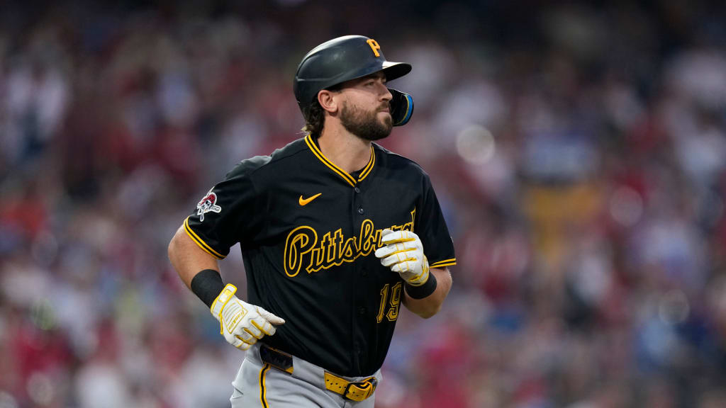 Pirates Continue Good Stretch, Take Two of Three From Redbirds