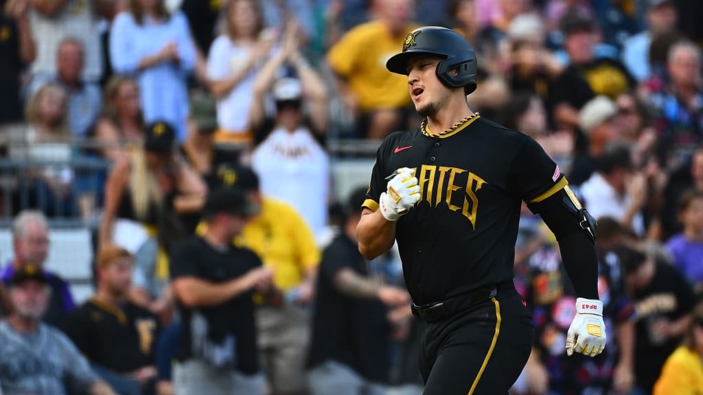 Pirates Mount Three Straight Comebacks to Sweep Royals